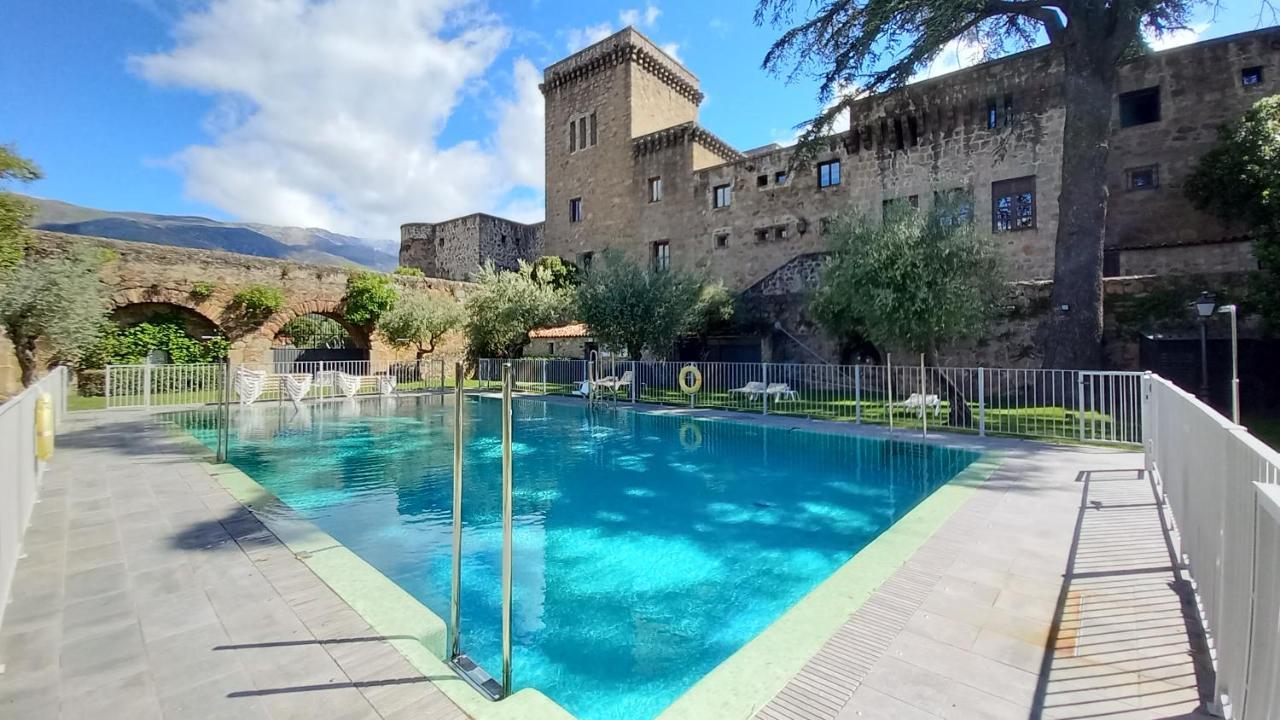 Parador De Jarandilla De La Vera Exterior foto